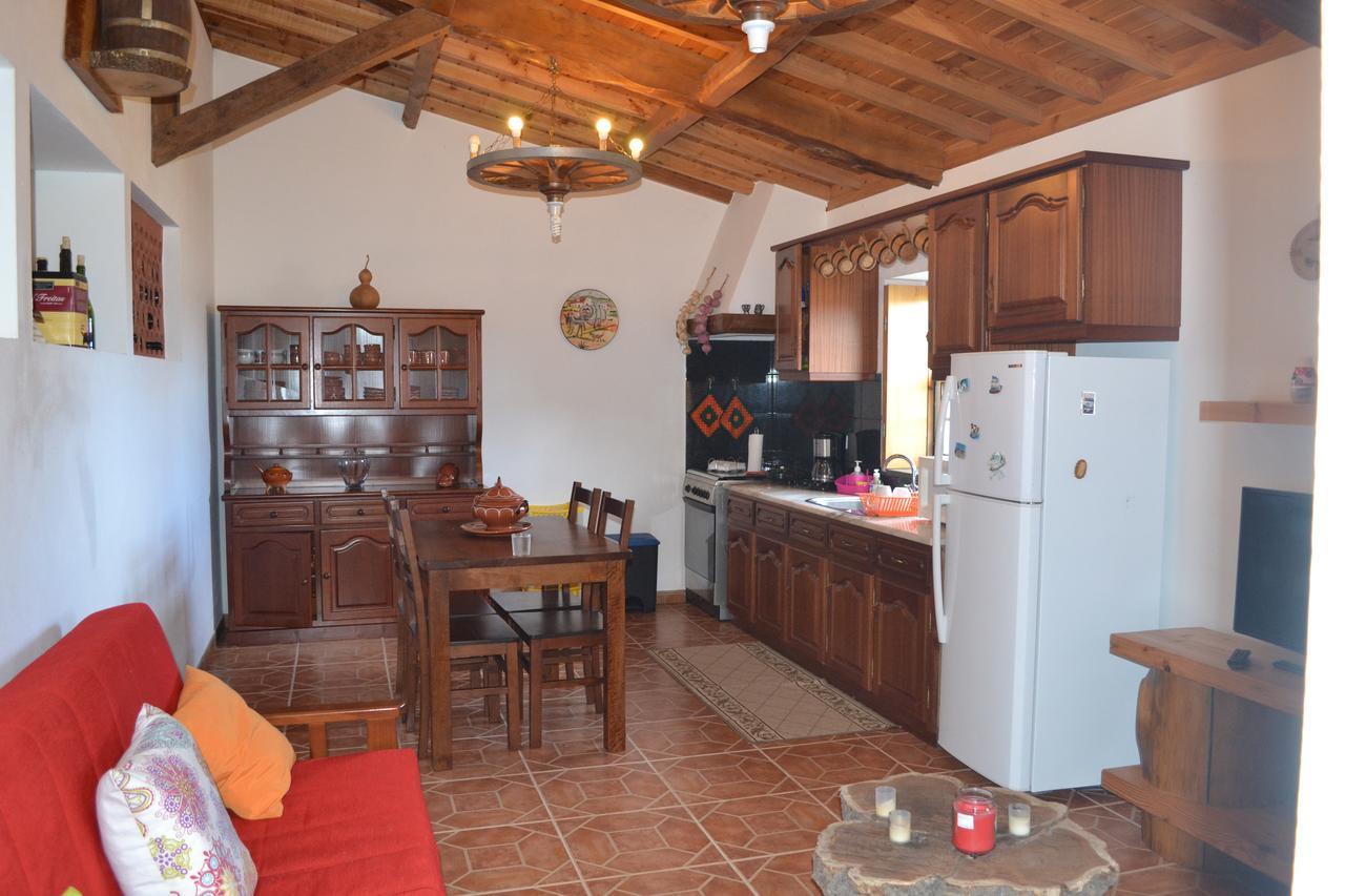 Adega Mendes Villa Porto Martins Exteriör bild